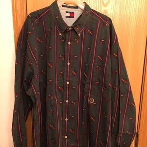 Tommy Hilfiger vintage lion crest button down
